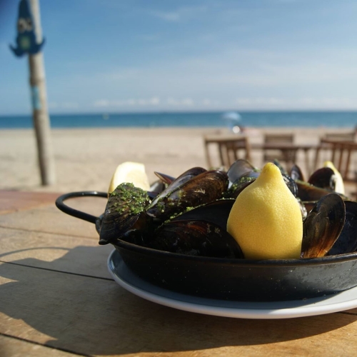 ¿La última oferta de Mejillones al Vapor? Preguntad al llegar por los platos 