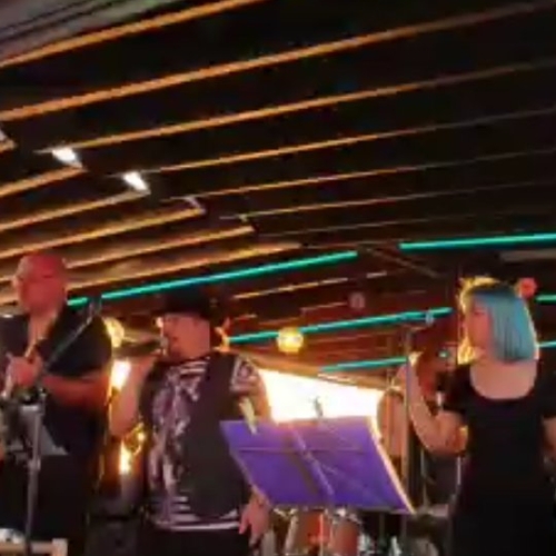 En directe CERRADO POR DERRIBO @cerradoporderribotributo Divendres 16/07/20 