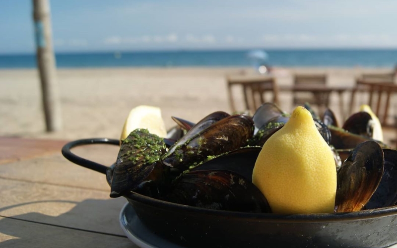 ¿La última oferta de Mejillones al Vapor? Preguntad al llegar por los platos 