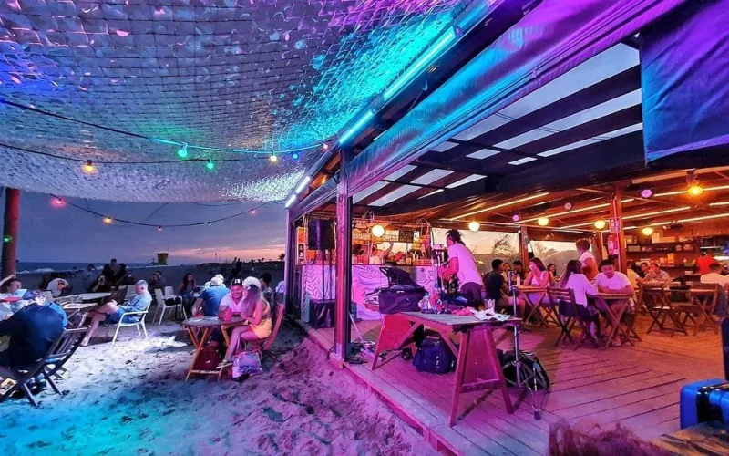 Bona nit, calamares Seguid compartiendo vuestros momentos con nosotros, dis 