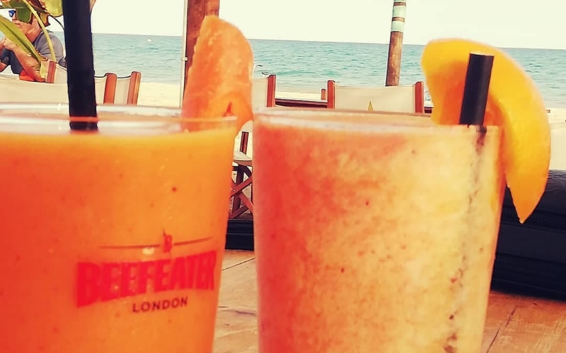 Bon dissabte, calamares!!&iquest;Un zumo fresquito anteso despu&eacute;s de co 