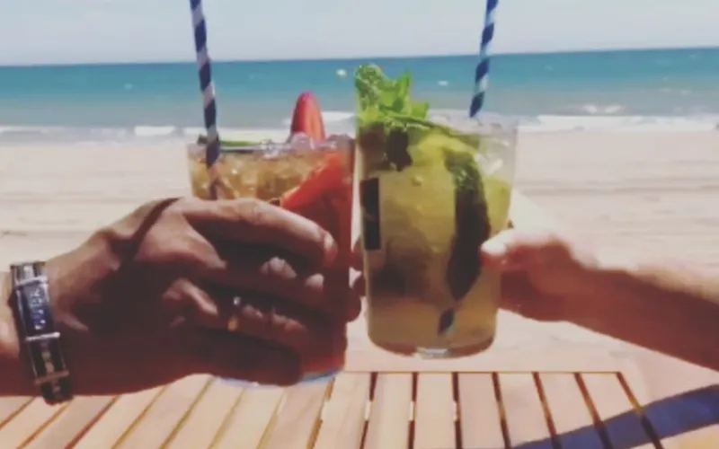 Bona Diada!! Gaudeix molt de la Platja del Prat i de la nostra guingueta 