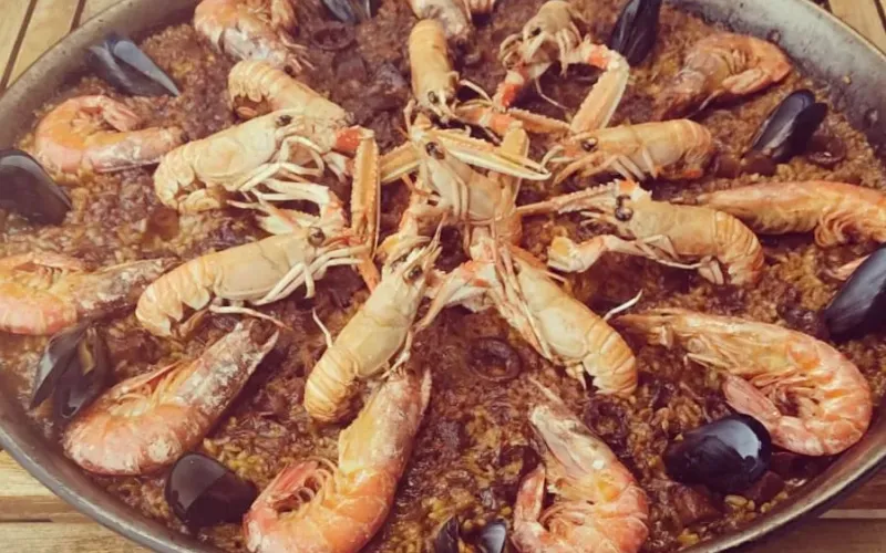 Bon dijous de paella --------------Tots els dijous oferta de plat de paell 